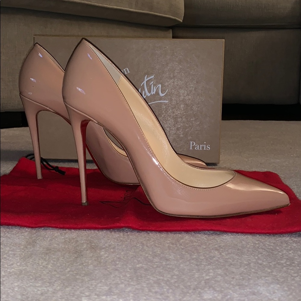 Pigalle Follies Pointed Toe Pump